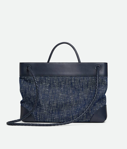 Sac à main Bottega BV L Andiamo en toile bicolore avec détail de nœud signature et bandoulière coulissante en cuir Veneta - Product Image 5