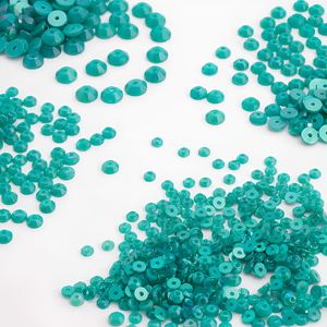 Cuentas de diamantes de imitación de resina epoxi de ópalo azul caribeño Aqua de 5 mm con parte trasera plana y orificio central para coser, para la fabricación de joyas y accesorios de cuentas para la cintura - Product Image 4