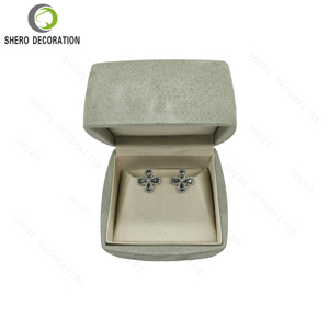 Caja de Joyería de Lujo para Almacenamiento de Anillos y Collares, Diferentes Tamaños, Logotipo Personalizado Impreso, Caja de Joyería de Terciopelo con Inserto de Gamuza - Product Image 1