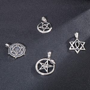 Collar con Colgante <span class=keywords><strong>de</strong></span> Acero Inoxidable con Letra G, <span class=keywords><strong>Estrella</strong></span> <span class=keywords><strong>de</strong></span> <span class=keywords><strong>David</strong></span>, Serpiente, Círculo Masónico, Joyería para Hombre, Hecho <span class=keywords><strong>en</strong></span> China - Product Image 2