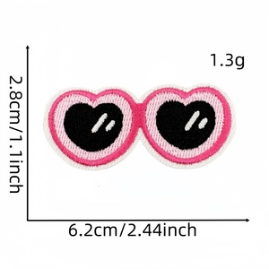 Adesivi Termoadesivi Ricamati a Forma <span class=keywords><strong>di</strong></span> Occhiali da Sole, Frutta, Animali, Cuori Rosa per <span class=keywords><strong>Abbigliamento</strong></span> Bambini, Zaini Scolastici e Decorazioni Fai-da-Te - Product Image 5