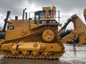 Ofertas en Bulldozer CAT D10N Usado Original, Máquina Usada CAT D10N Grande con Orugas en Excelentes Condiciones - Product Image 2