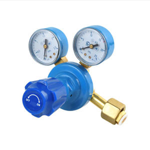 Réducteur de pression de gaz en laiton de fabrication russe pour GPL, acétylène, oxygène, propane, CO2, argon, provenant du fabricant de manomètres RUSSIAN GAS - Product Image 5