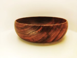 ชามไม้แฮนด์เมดสวยงามสำหรับตกแต่งห้องครัวสไตล์ชนบทเหมาะสำหรับเสิร์ฟสลัดหรือผลไม้เป็นมิตรกับสิ่งแวดล้อมจาก HWC - Product Image 4