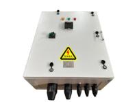 Armoire électrique intérieure basse tension de type CFD, en acier inoxydable de 2,0 mm, avec porte avant/arrière gravée au laser, poutre réglable, boîte de barres omnibus parallèles de 300 mm