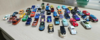 Éxito de Ventas: Auto de Carreras a Escala 1/64 de Aleación, Modelo Deslizante de Rueda Libre, Mini Coche Deportivo Clásico Diecast