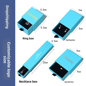 Boîte d'emballage de bijoux carrée moderne personnalisée en émail, prend en charge la vente en gros à l'unité pour bagues, colliers, pendentifs, boucles d'oreilles - Logo personnalisé - Product Image 5