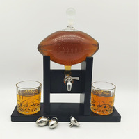 Ensemble de carafe à whisky, tequila et liqueur de football avec verres, bec verseur et refroidisseur de football