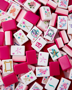 11 Oh My Mahjong Glitterville, Fichas de Mahjong Nuevas de Color Rosa, Estilo Americano, Juego de Mahjong Acrílico, Exquisitas Fichas de 4 Capas con Diseño de Dibujos Animados - Product Image 1