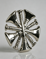 Insignia Metálica Personalizada 3D con Forma de Trompeta de Bombero / Trompeta Antigua de Aleación de Zinc, Chapada en Oro/Níquel Tradicional, Impresa con UV