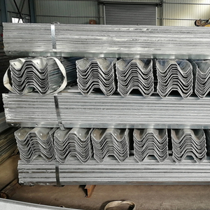 Chine usine Offre Spéciale Aashto M180 Q235 Q355 galvanisé W faisceau autoroute garde-corps de sécurité routière avec <span class=keywords><strong>accessoires</strong></span> - Product Image 2
