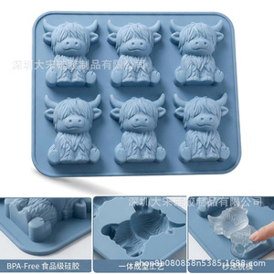 Molde para cubitos de hielo Highland Cow, 6 cavidades, de silicona antiadherente, para uso en congelador y horno - Product Image 2