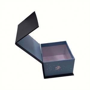 Caja Rígida Hecha a Mano con Diseño ODM, Estilo Simple y Elegante, con Ventana de PVC, Empaque Personalizado para Coordinadores de Eventos - Product Image 4