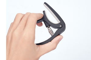 Accesorios para instrumentos musicales de gran agarre, precio bajo, buena calidad, guitarra personalizada de latón/aluminio, Capo para guitarra eléctrica, ukelele, Capo - Product Image 2