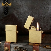 Briquet à kérosène en métal vintage de qualité supérieure Éjection et allumage automatiques Cadeau rétro classique pour hommes Briquets rechargeables en gros