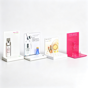 Exhibidor de Acrílico con Luz LED para Productos de Cuidado de la Piel, Perfumes, Cosméticos y Maquillaje, Personalizable y de Lujo para Mostrador - Product Image 2