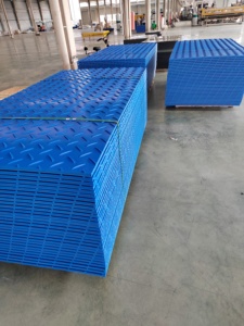 Tapis de chantier temporaires pour les chantiers de construction, le stationnement des événements et l'accès hors route - Déploiement rapide - Product Image 3