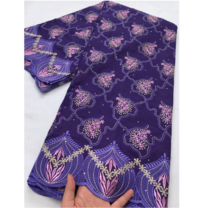 Nouvel arrivage : Tissu en dentelle suisse <span class=keywords><strong>africaine</strong></span> brodé avec pierres, idéal pour les tenues nigérianes élégantes pour femmes, parfait pour les mariages et les soirées dansantes. - Product Image 1