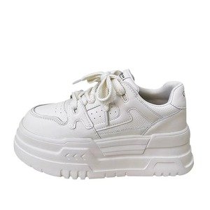 Sneakers de mode blanches pour femmes - Product Image 4