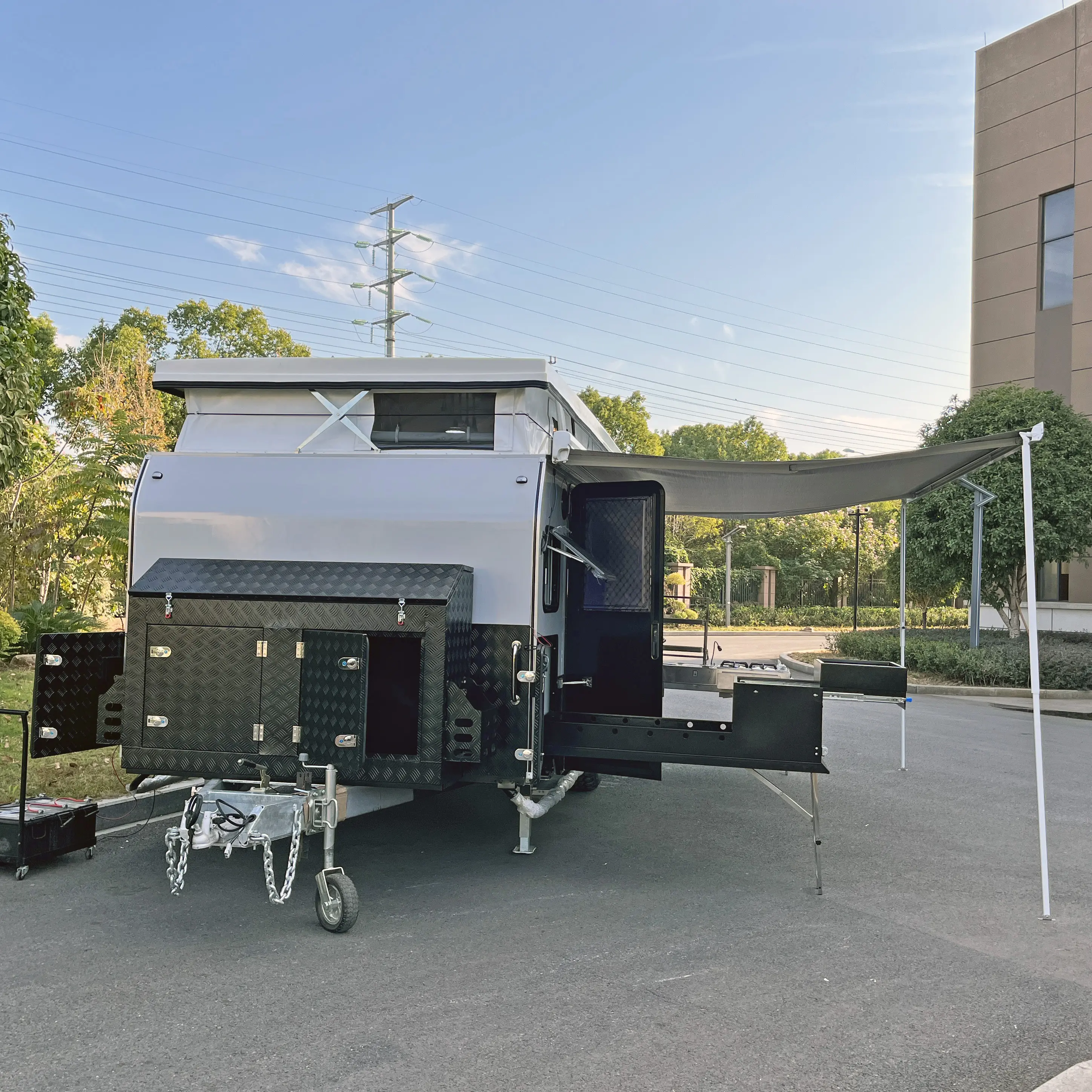 2023 NOVO Pop-up off Road Híbrido Camper Trailer/Caravanas