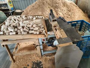 Fabricant en gros Casse-noisette Soldat Marionnette de Noël en bois Ornements d'artisanat décoratifs - Product Image 6