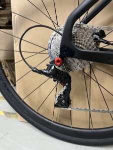 Vélo de Gravel en Carbone 12 Vitesses Freins à Disque Hydrauliques 700C 9,9 kg Modèle 2026 GRAVEL V1 GRAVEL V1 (RS-12S Cadre en Carbone Haute Performance à Freins à Disque Hydrauliques) - Product Image 4