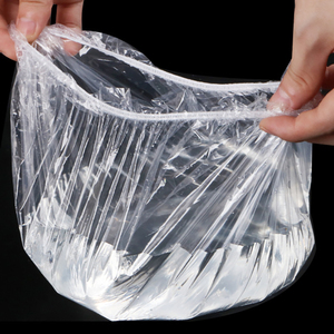 غطاء استحمام عالي الجودة شفاف من البلاستيك للاستعمال مرة واحدة غطاء استحمام مقاوم للماء للحمام والمطبخ والسفر والحفلات - Product Image 3