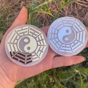 Placa de carga selenita de 60mm, productos curativos para la meditación, piedras curativas de energía, precio barato - Product Image 5