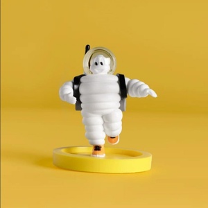 Statue de Modèle de <span class=keywords><strong>Pneu</strong></span> en Fibre de Verre de 1m de Hauteur, Personnalisée et Détailée, Anti-Décoloration, pour Décoration Extérieure de Jardin, Réaliste, pour Entreprise - Product Image 3