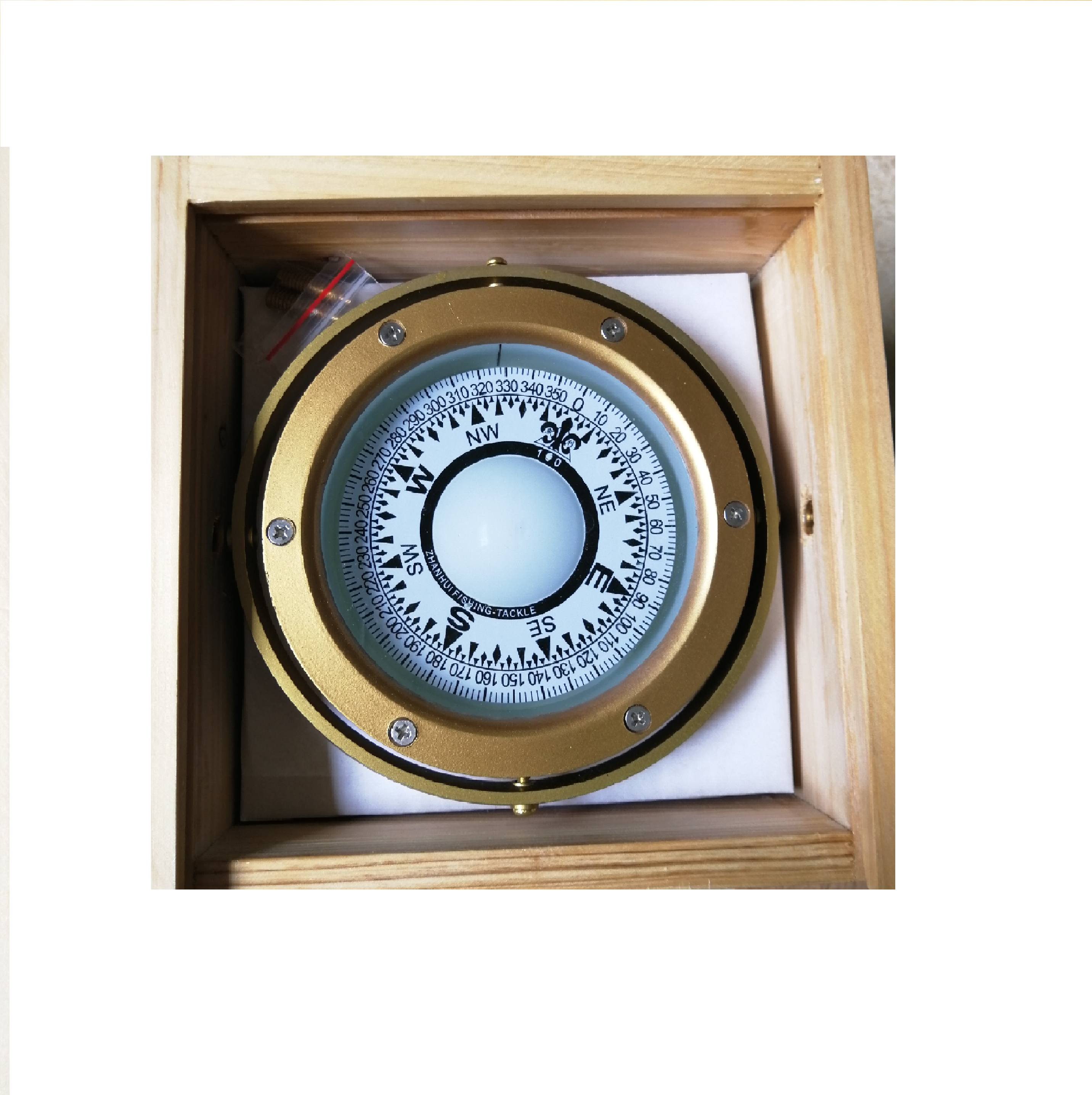 How to Choose the Best Compass Box for Navigation & Outdoor Use