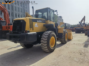 รถตักล้อยางโคมัตสึ WA320 มือสอง สภาพดี ผลิตภัณฑ์ญี่ปุ่นแท้ ชิ้นส่วนสำคัญประกอบด้วยเครื่องยนต์และมอเตอร์ - Product Image 5