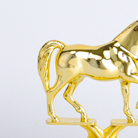 Trophée en ABS doré de qualité supérieure à prix abordable avec logo personnalisé et impression UV pour compétition équestre, équitation GZ93