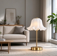 Lampe de table LED portable moderne en fer, à commande tactile, intensité réglable, sans fil, rechargeable, écologique, style nordique, lumière blanc chaud pour chambre à coucher