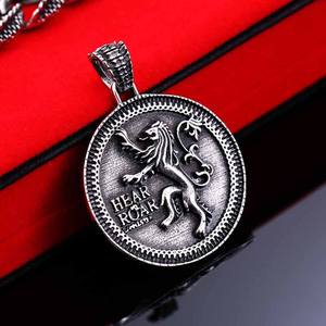 Ретро-драматический кулон в темных тонах с изображением четырех основных фракций - Product Image 5