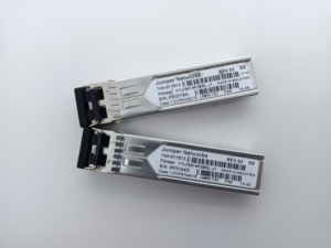 740-011613 Finisar FTLF8519P2BNL-J1 Juniper Networks 740-011613 โมดูลออปติคอล SFP 1.25Gbps 850nm 500m 740-011613 Finisar FTLF85 - Product Image 2