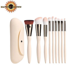 Magnifique ensemble de pinceaux de maquillage beige de <span class=keywords><strong>9</strong></span> pièces duvet synthétique de haute qualité vente en gros d'outils de beauté de couleur chaude fond de teint ombre à paupières - Product Image 1