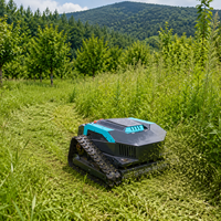 Robot tondeuse professionnel télécommandé à essence 4 temps, antidérapant, structure tout-terrain pour le débroussaillage des terres agricoles