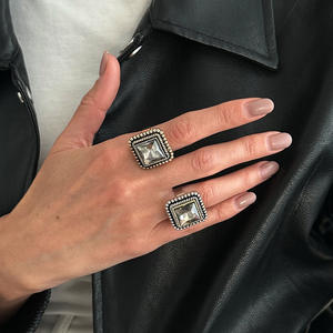 Cincin Batu Permata Akrilik Geometri Vintage yang Dapat Disesuaikan untuk Wanita, Cincin Jari Harian Bertumpuk untuk Wanita, Aksesoris Perhiasan Fashion - Product Image 2