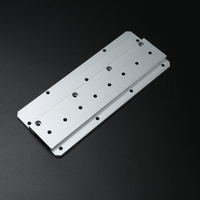 Profils en aluminium au design exquis Série 6000 Découpe de précision Usinage CNC Poinçonnage Traitement en profondeur