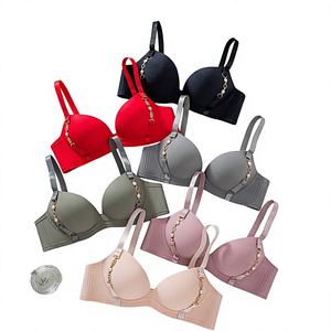 Nuovo Reggiseno Push-Up 2026 con Catena Dorata e Perle, Senza Ferretto, con Laccetti Laterali in Raso a Costine e Fascia Larga, Coppa 3/4, per Uso Quotidiano - Product Image 1