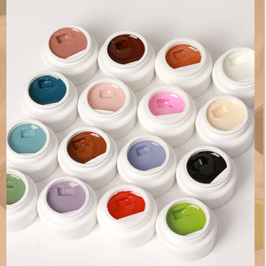 Smalto per Unghie in Gel Solido Color Crema Personalizzato di Alta Qualità - Product Image 1