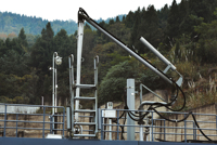 Bras de chargement supérieur d'huile pétrole brut, avec système de mise à terre électrostatique sûr et pratique, joint pivotant pour plantes à pétrole