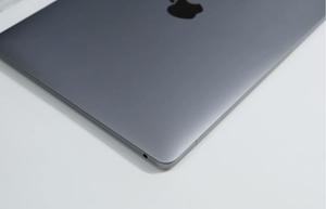 Portátil Pro 2022 M2 de 256 GB SSD, 13.3 Pulgadas, con Pantalla de 120 Hz y 11 Horas de Duración de Batería, Ideal para Negocios - Product Image 5