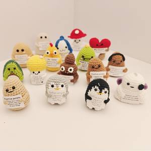 Pomme de terre émotionnelle en crochet, faite main, moderne et abstraite, motif animal de dessin animé, pour l'anniversaire et la décoration intérieure - Product Image 4