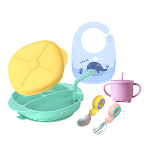 Ensemble d'alimentation en silicone pour bébé pour le dîner <span class=keywords><strong>Assiette</strong></span> pour enfants avec ventouse Bavoirs pour bébé Cuillère Fourchette pour l'heure du <span class=keywords><strong>repas</strong></span> - Product Image 1