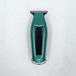 LT-689 Cortadora de Pelo Inalámbrica Profesional Portátil de Acero Inoxidable en Oferta y Máquina de Cortar Pelo Recargable USB para Hombres - Product Image 3