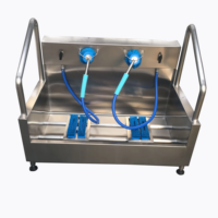 Équipement manuel de nettoyage des bottes avec bassin simple pour le lavage de la tige et de la semelle de l'équipement d'abattage Évier de lavage des bottes