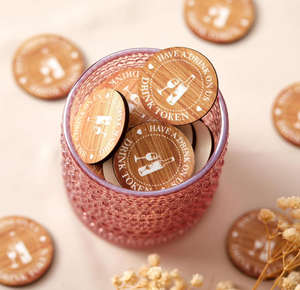 Fichas de bebida de madera de <span class=keywords><strong>haya</strong></span> de estilo de arte popular impresas personalizadas <span class=keywords><strong>y</strong></span> monedas de madera para restaurantes Técnica pulida - Product Image 4