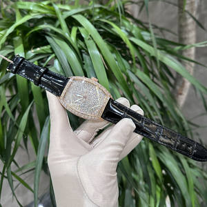 Elegante Reloj de Diamantes de Diseño para Mujer, Cuadrado, Resistente al Agua, para Uso Diario, con Correa de Cuero - Product Image 6