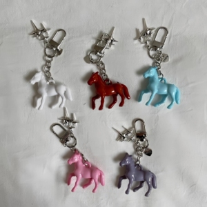 Porte-clés cheval 3D réaliste en acrylique, breloque étoile, Pentacle du sceau de <span class=keywords><strong>Salomon</strong></span>, porte-clés poney, breloque de sac pour <span class=keywords><strong>femme</strong></span>, accessoires bijoux Y2K - Product Image 4
